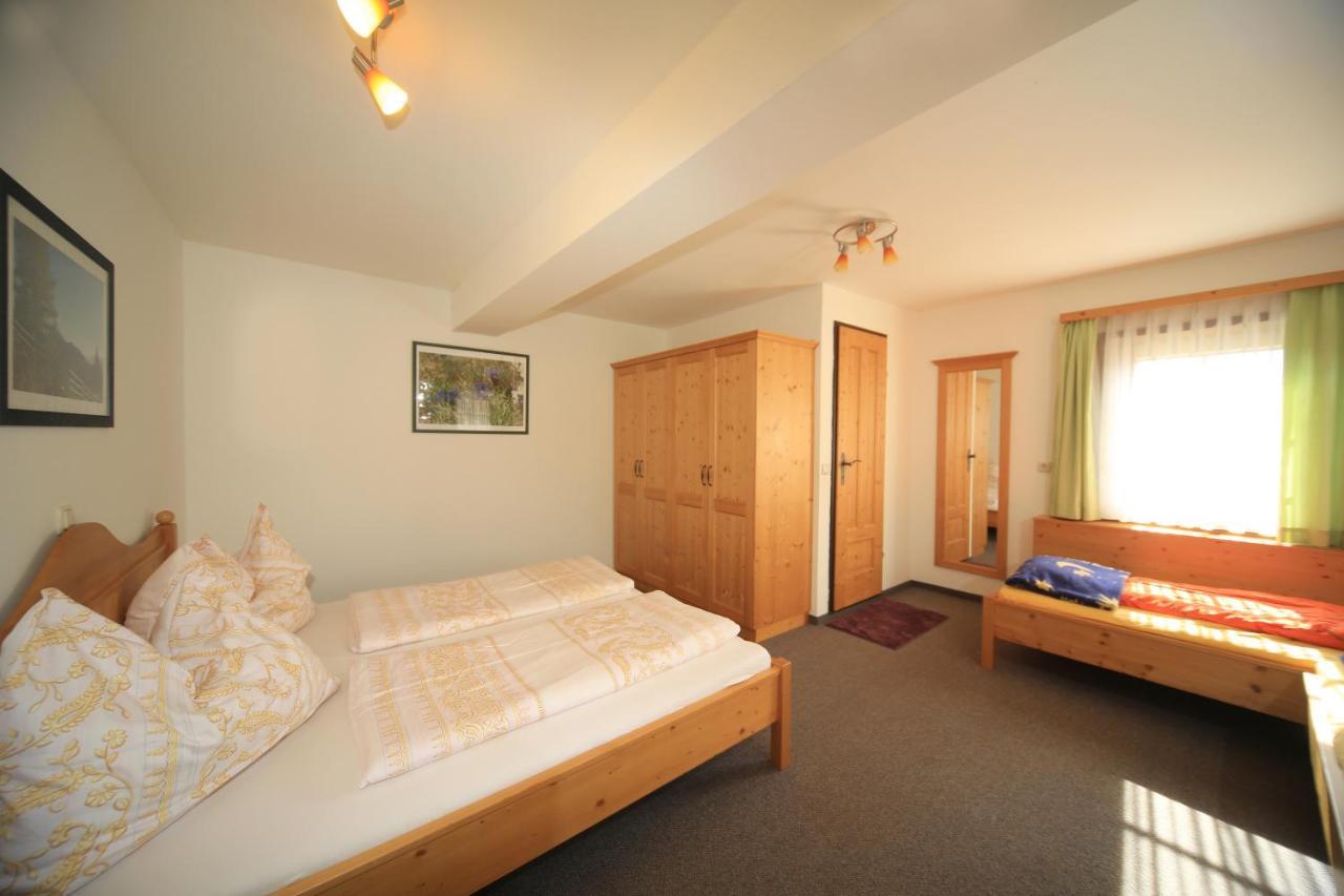 Kniebergerhof Villa Liebenfels Luaran gambar